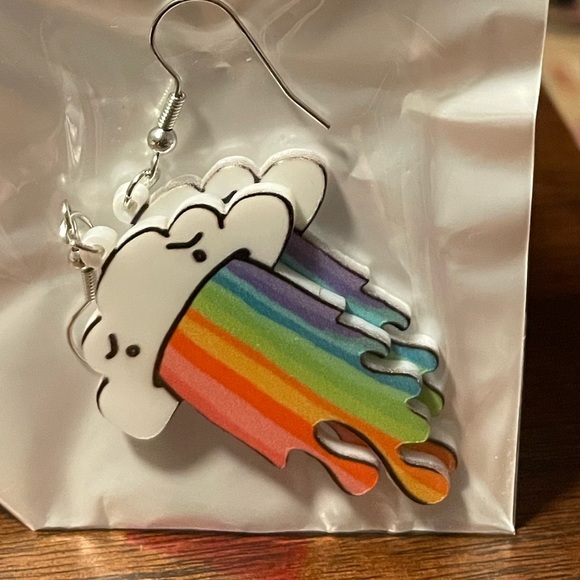 ☁️ 🌈 Cloud Vomiting Rainbow Fashion Earrings ☁️ 🌈 - Picture 3 of 5